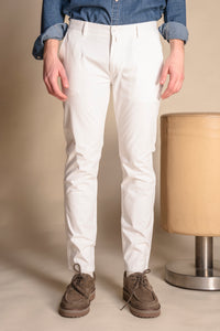 BRYAN CHINO LONG SLIM FIT