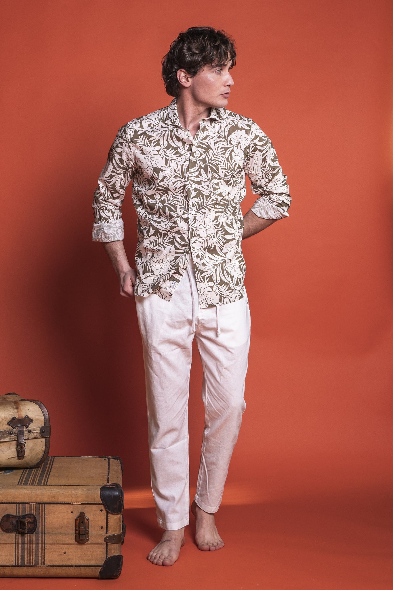 100% COTTON FLORAL PRINT SLIM FIT SHIRT